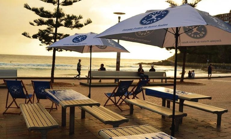 ExpandaBrand-Manly-printed-Deck-Chairs-for-event-branding